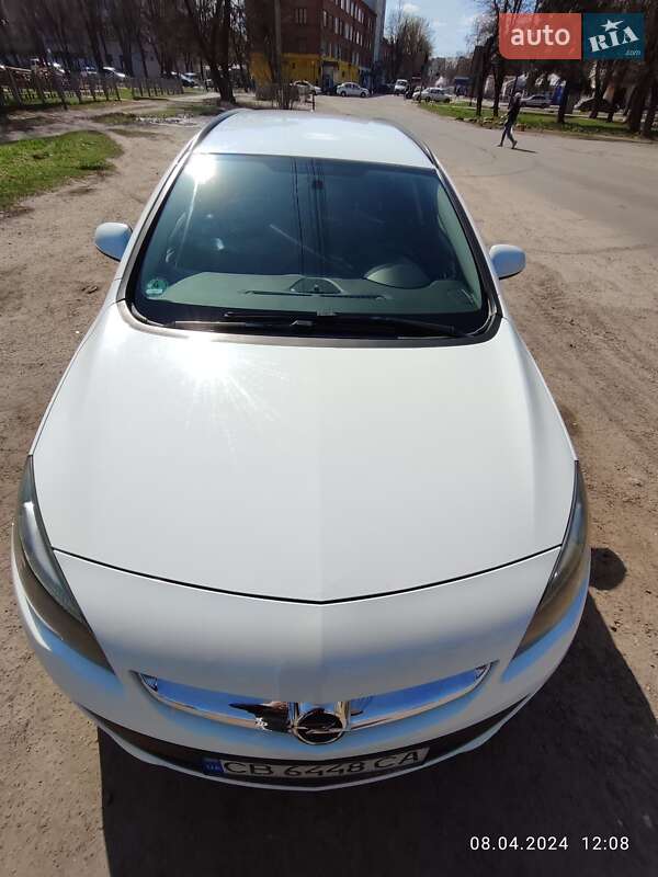 Универсал Opel Astra 2013 в Броварах
