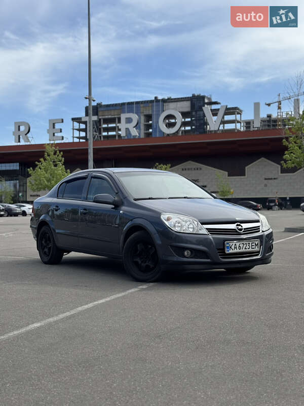 Opel Astra 2008