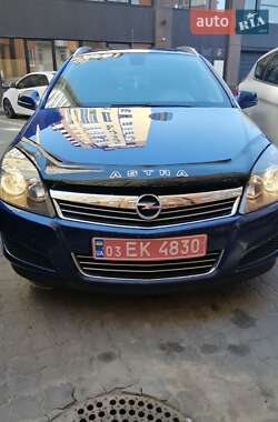 Универсал Opel Astra 2010 в 