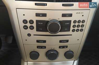 Универсал Opel Astra 2008 в 