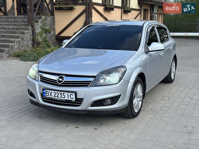 Хетчбек Opel Astra 2010 в Хмельницькому