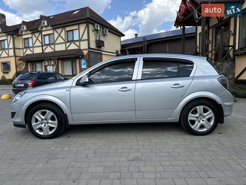 Хетчбек Opel Astra 2010 в Хмельницькому