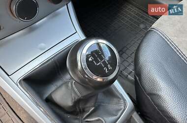Хэтчбек Opel Astra 2010 в 