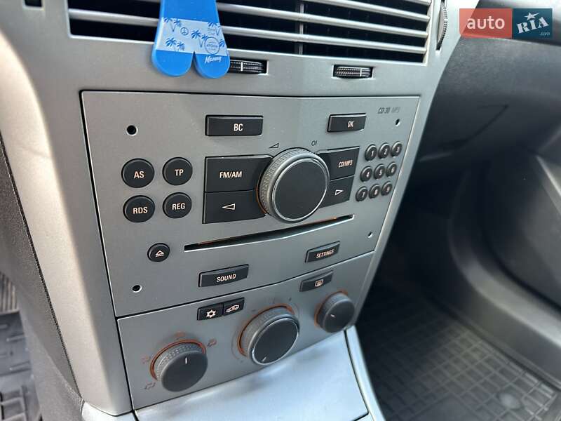Хетчбек Opel Astra 2010 в Хмельницькому