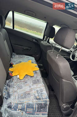 Универсал Opel Astra 2006 в 