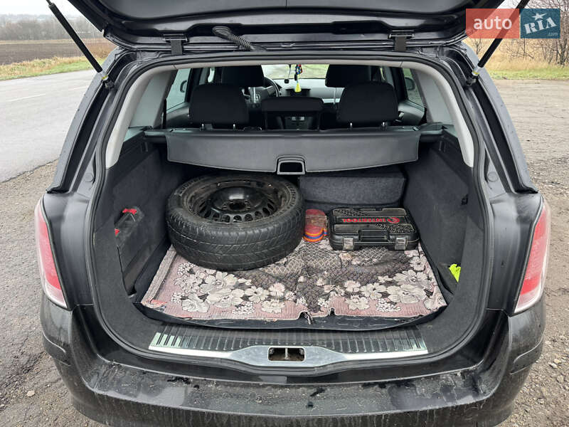Универсал Opel Astra 2006 в Городковке