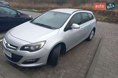 Універсал Opel Astra 2013 в 