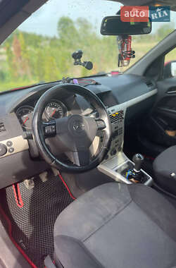 Универсал Opel Astra 2007 в 