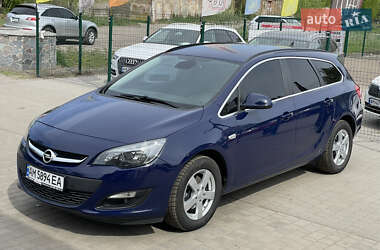 Универсал Opel Astra 2015 в 