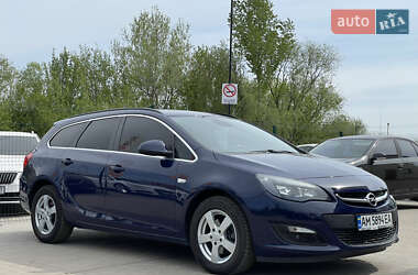 Универсал Opel Astra 2015 в 