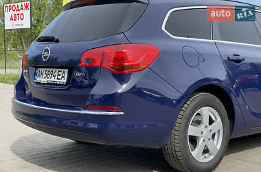 Универсал Opel Astra 2015 в 