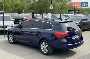 Универсал Opel Astra 2015 в 