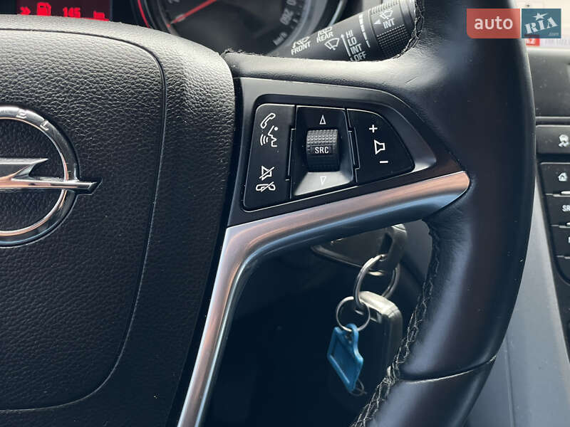 Универсал Opel Astra 2015 в Бердичеве