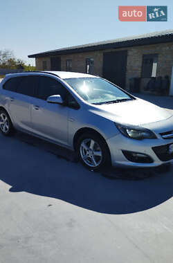 Универсал Opel Astra 2013 в 