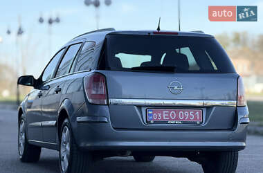 Універсал Opel Astra 2008 в 