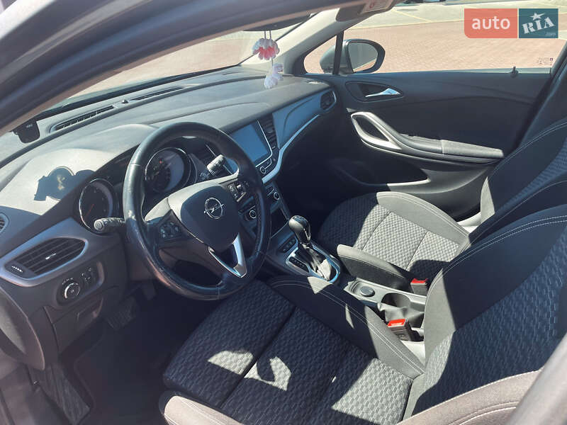 Универсал Opel Astra 2019 в Сарнах