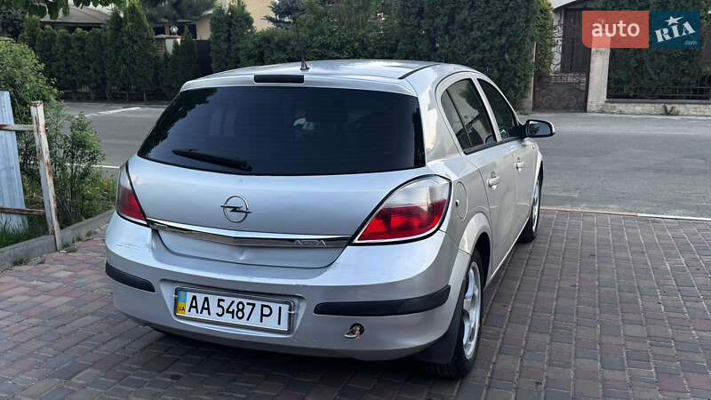 Хетчбек Opel Astra 2005 в Києві