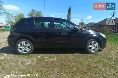 Хетчбек Opel Astra 2009 в 