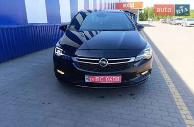 Универсал Opel Astra 2018 в Дубно