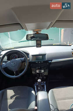 Универсал Opel Astra 2008 в 
