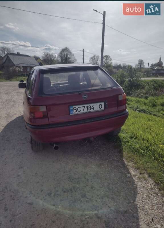 Хетчбек Opel Astra 1993 в Самборі