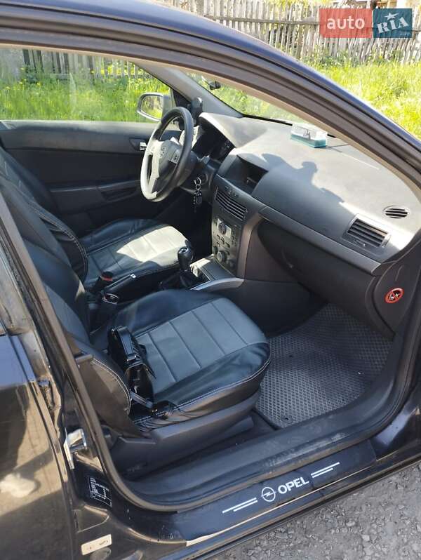 Хетчбек Opel Astra 2005 в Першотравенську