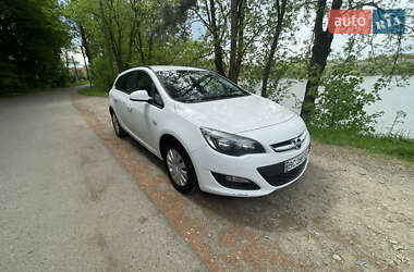 Універсал Opel Astra 2013 в 