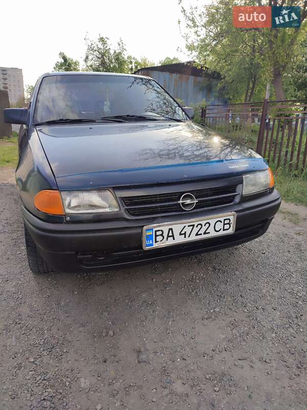 Седан Opel Astra 1993 в 