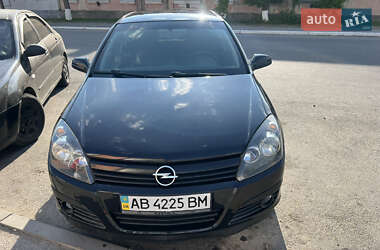 Хетчбек Opel Astra 2006 в Тростянці