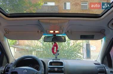 Хетчбек Opel Astra 2001 в 