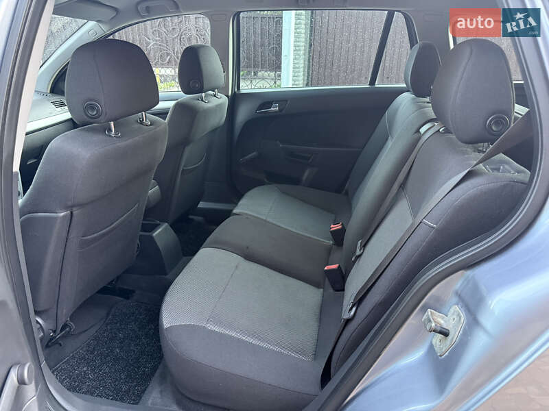 Универсал Opel Astra 2009 в Борисполе