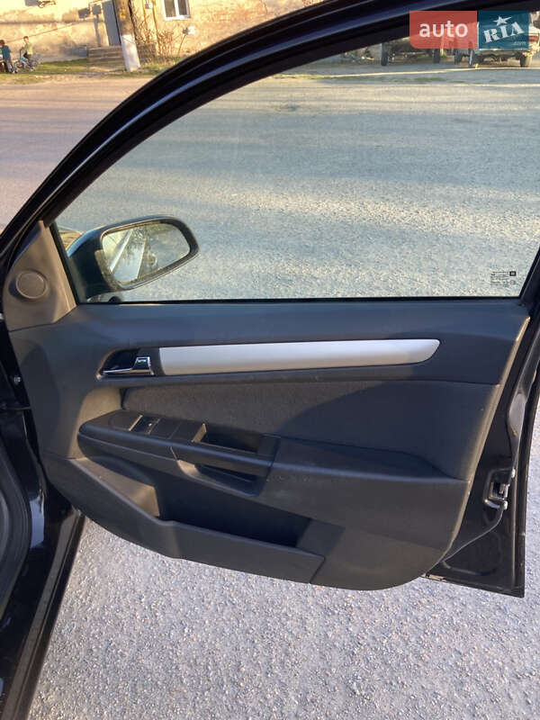Універсал Opel Astra 2007 в Вінниці