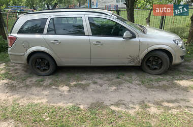 Універсал Opel Astra 2011 в 
