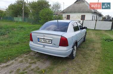 Седан Opel Astra 2005 в 