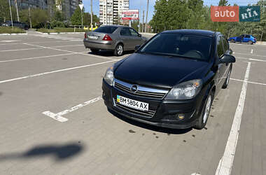 Хетчбек Opel Astra 2013 в 