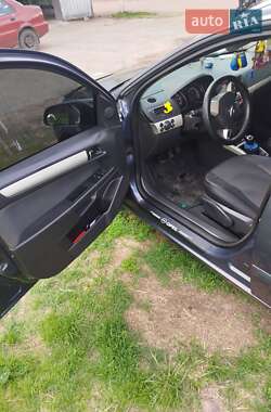 Универсал Opel Astra 2007 в 