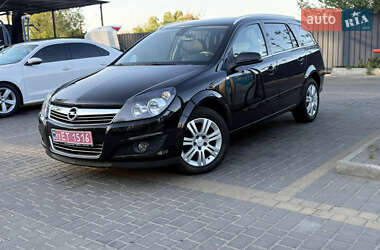 Универсал Opel Astra 2009 в Днепре