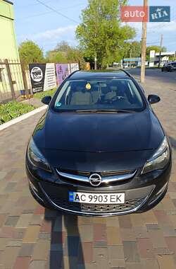 Универсал Opel Astra 2013 в 