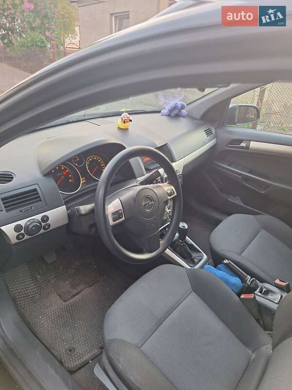 Универсал Opel Astra 2007 в Ровно фото 6 Универсал Opel Astra 2007 в Ровно