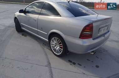 Купе Opel Astra 2000 в 