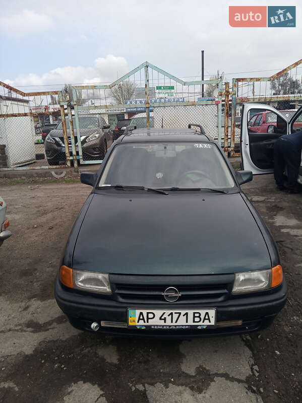 Універсал Opel Astra 1994 в Запоріжжі