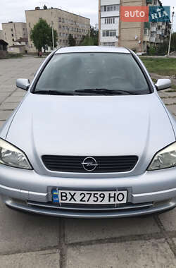 Седан Opel Astra 2004 в Славуті