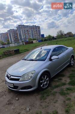 Кабриолет Opel Astra 2007 в 
