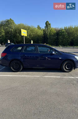 Универсал Opel Astra 2015 в 