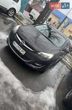Універсал Opel Astra 2014 в 