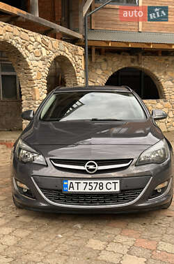 Універсал Opel Astra 2013 в Вижниці