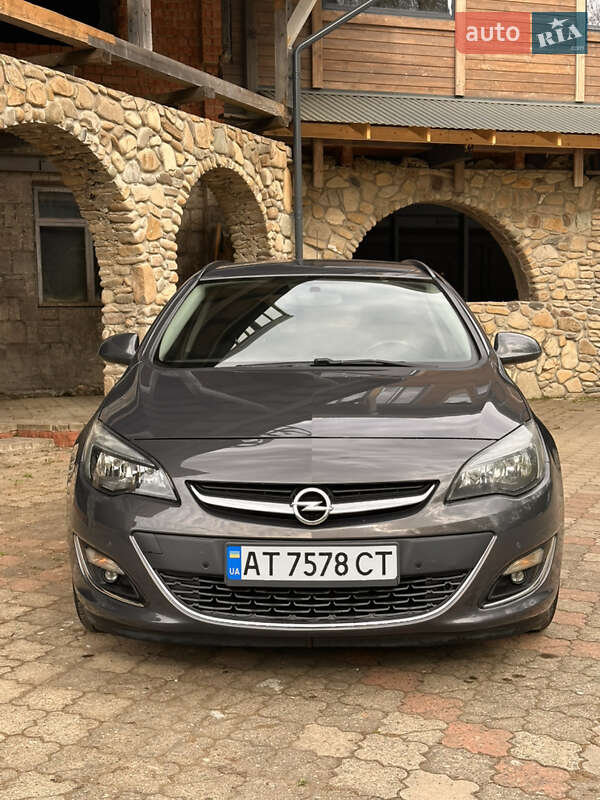 Opel Astra 2013