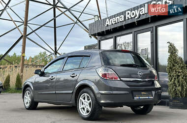 Хэтчбек Opel Astra 2009 в 