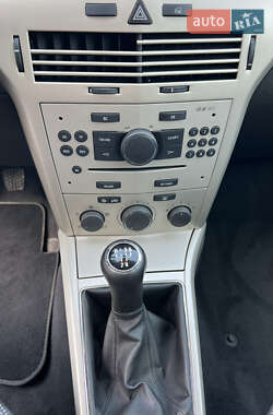 Універсал Opel Astra 2008 в 