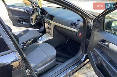 Универсал Opel Astra 2009 в 